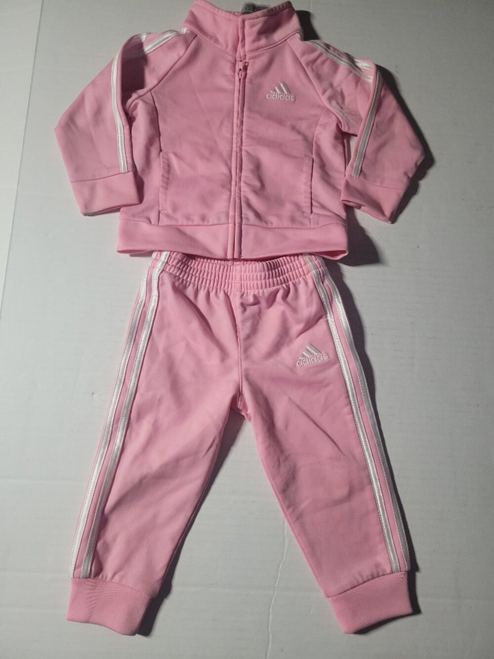 Adidas 2 piece tracksuit set